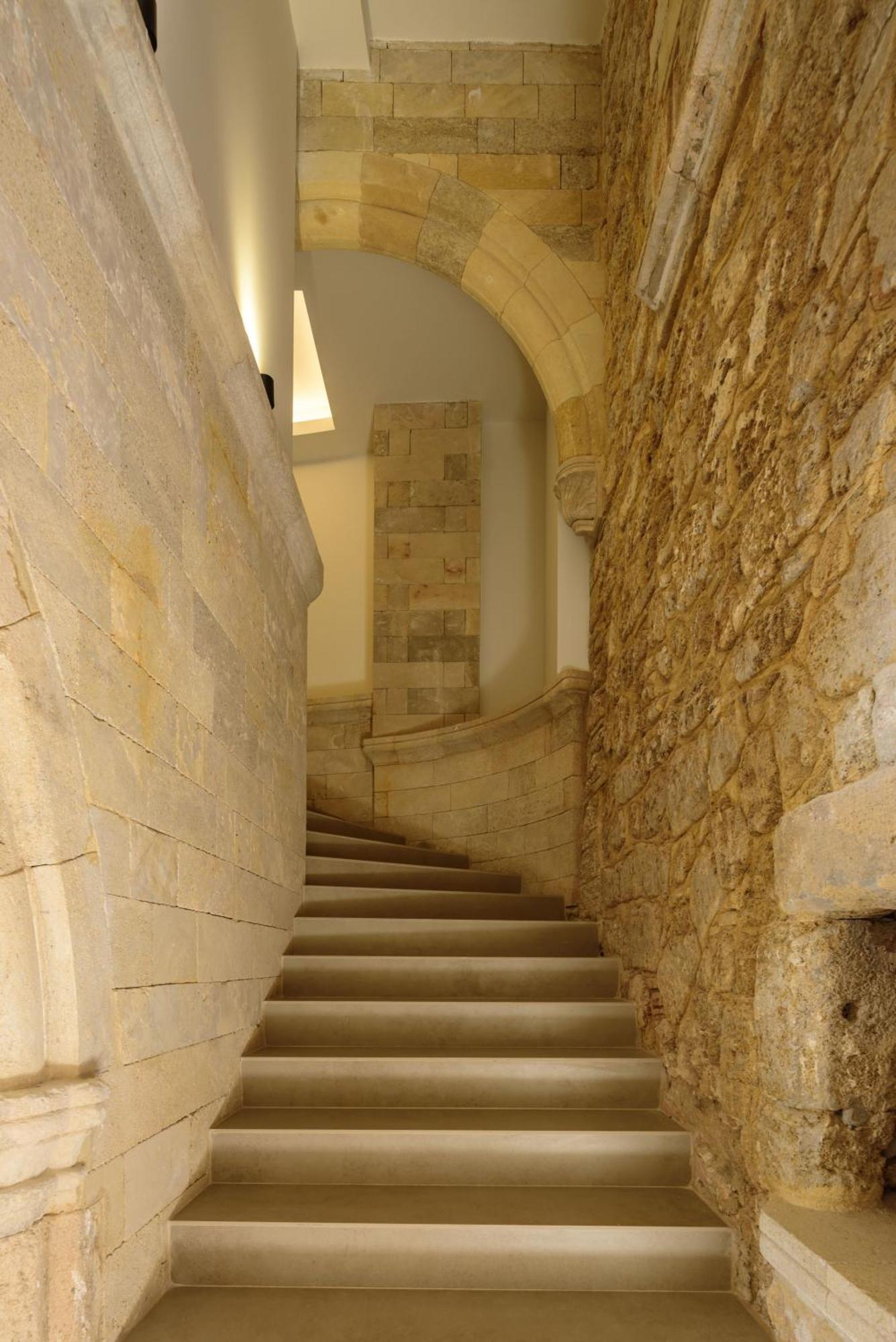Arthur Suites In Old Town Rhodes City Extérieur photo